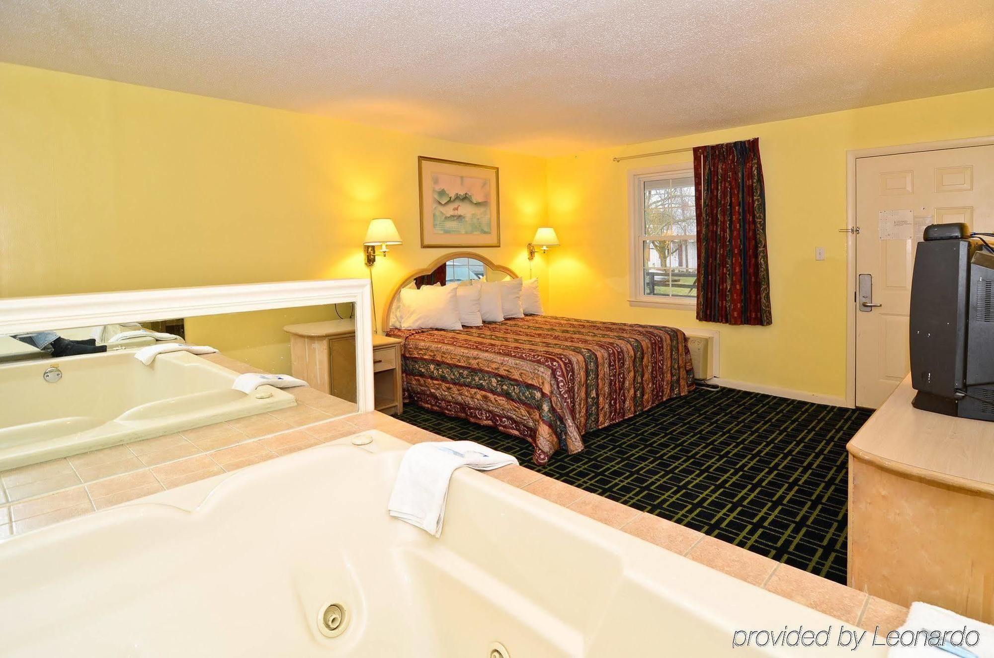 Rodeway Hotel 2*