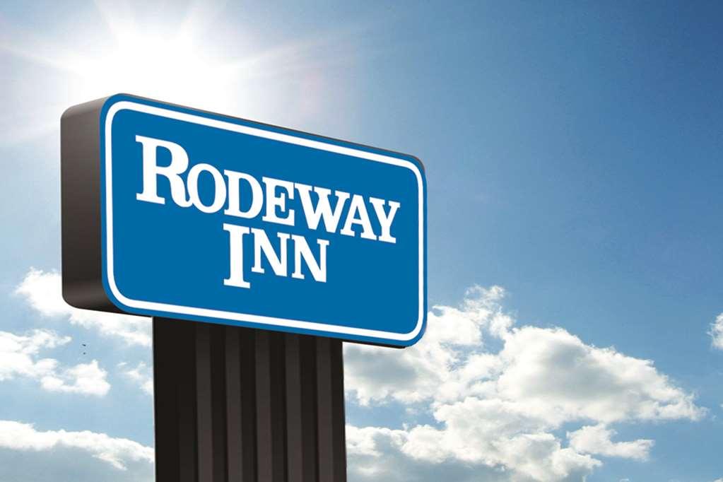 Hotel Rodeway 2*